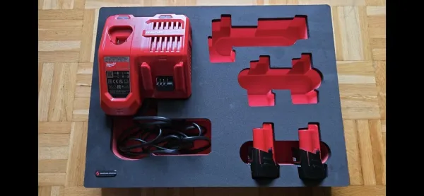 Schaumeinlage für Milwaukee M12 Akkupack Für HD Box1
